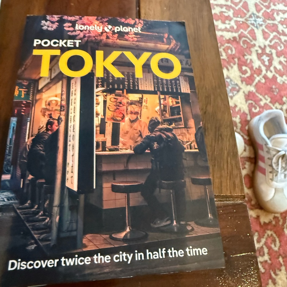 Lonely Planet Pocket Tokyo Guidebook
